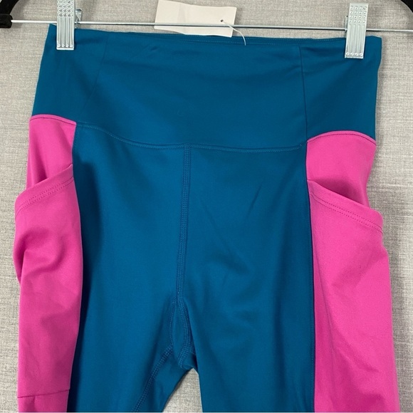 NEW Lou & Grey Side Pocket Leggings Size Small - Picture 2 of 11